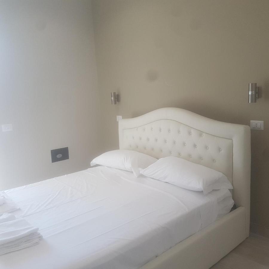 B&B Purple Italy Fiumicino Eksteriør bilde
