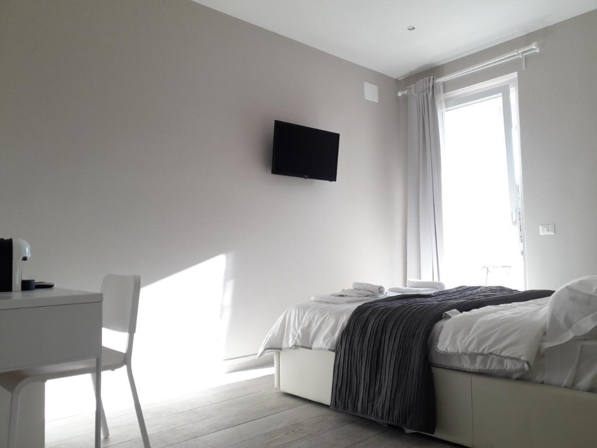 B&B Purple Italy Fiumicino Eksteriør bilde