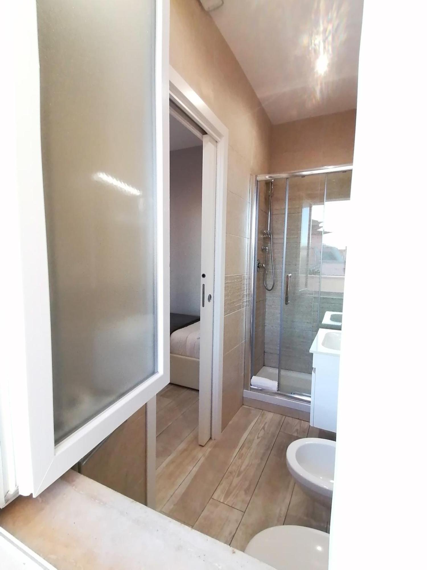 B&B Purple Italy Fiumicino Rom bilde